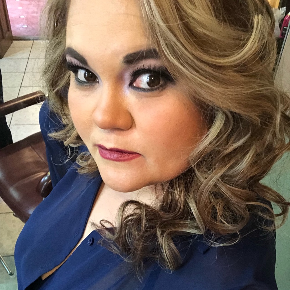 Meet your Posher, Alma